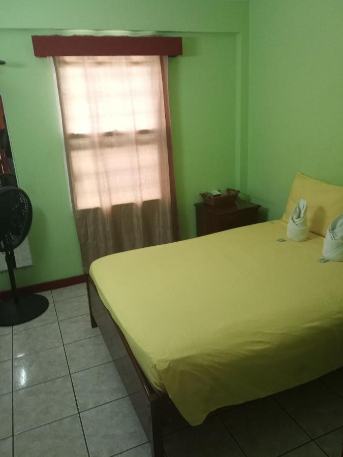 Belcove Hotel & Guesthouse Belize City Buitenkant foto